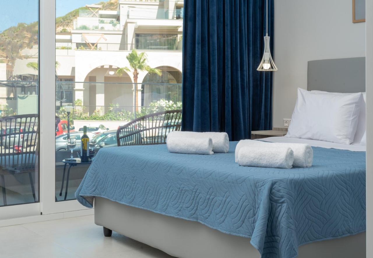Mk Summer Breeze Luxury Apartments Agia Pelagia  Exterior photo